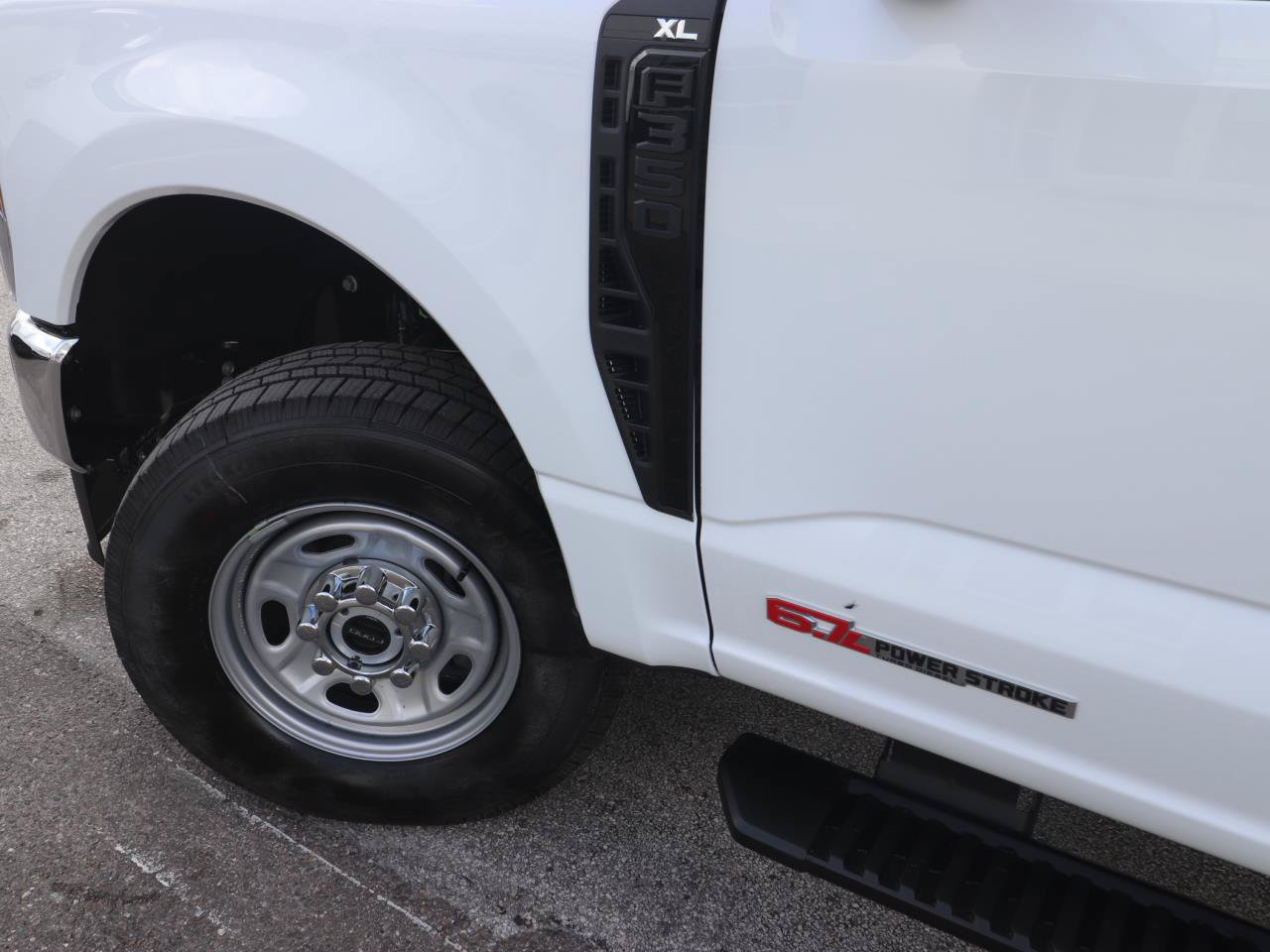 New 2027 Ford F-350 TRUCK