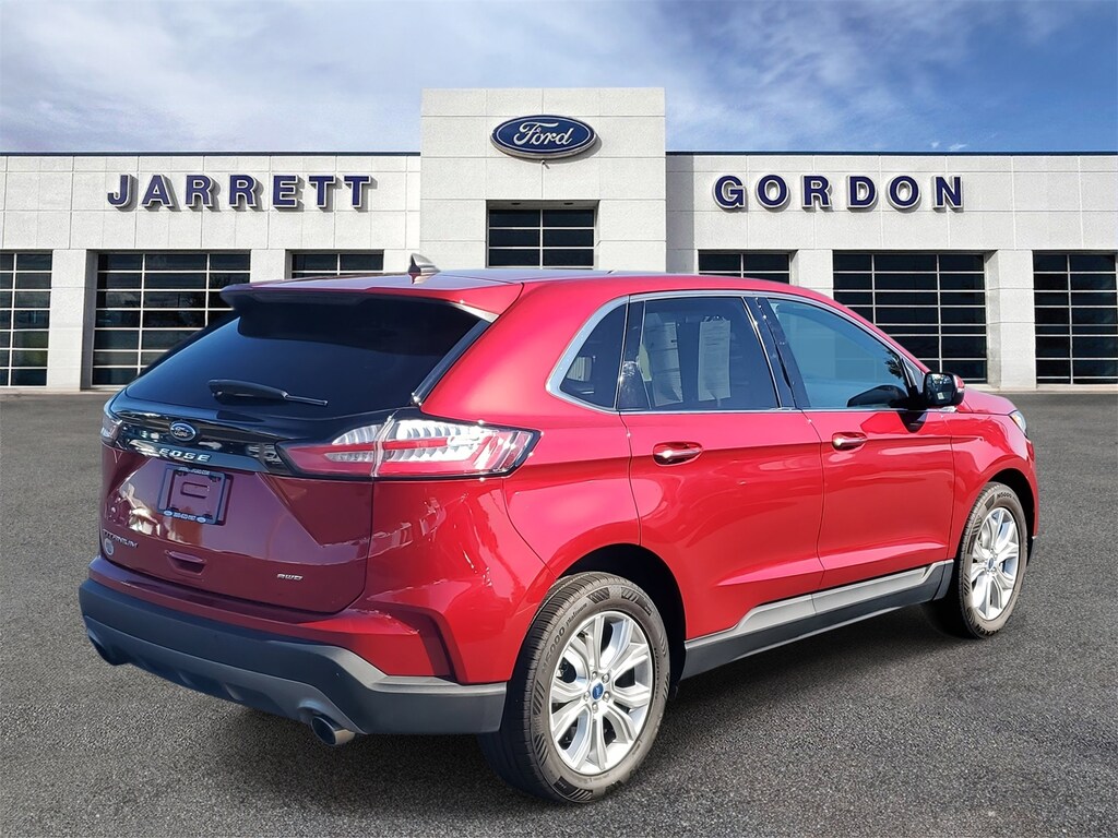 Certified 2022 Ford Edge Titanium SUV