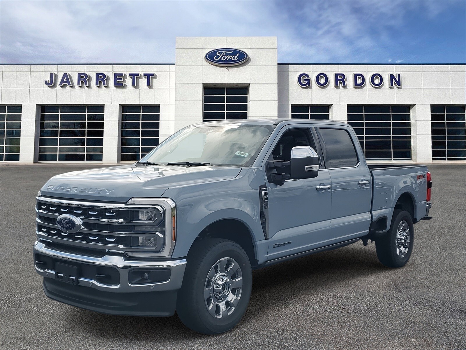2026 Ford F-350 Lariat photo 2