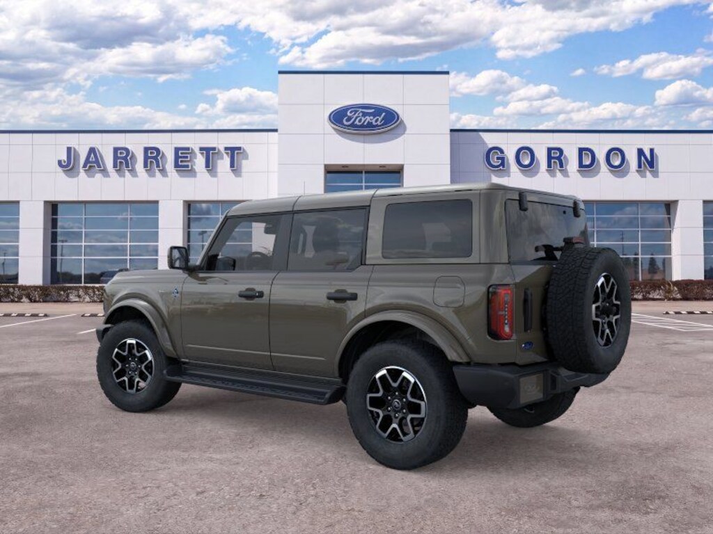 New 2026 Ford Bronco Outer Banks SUV