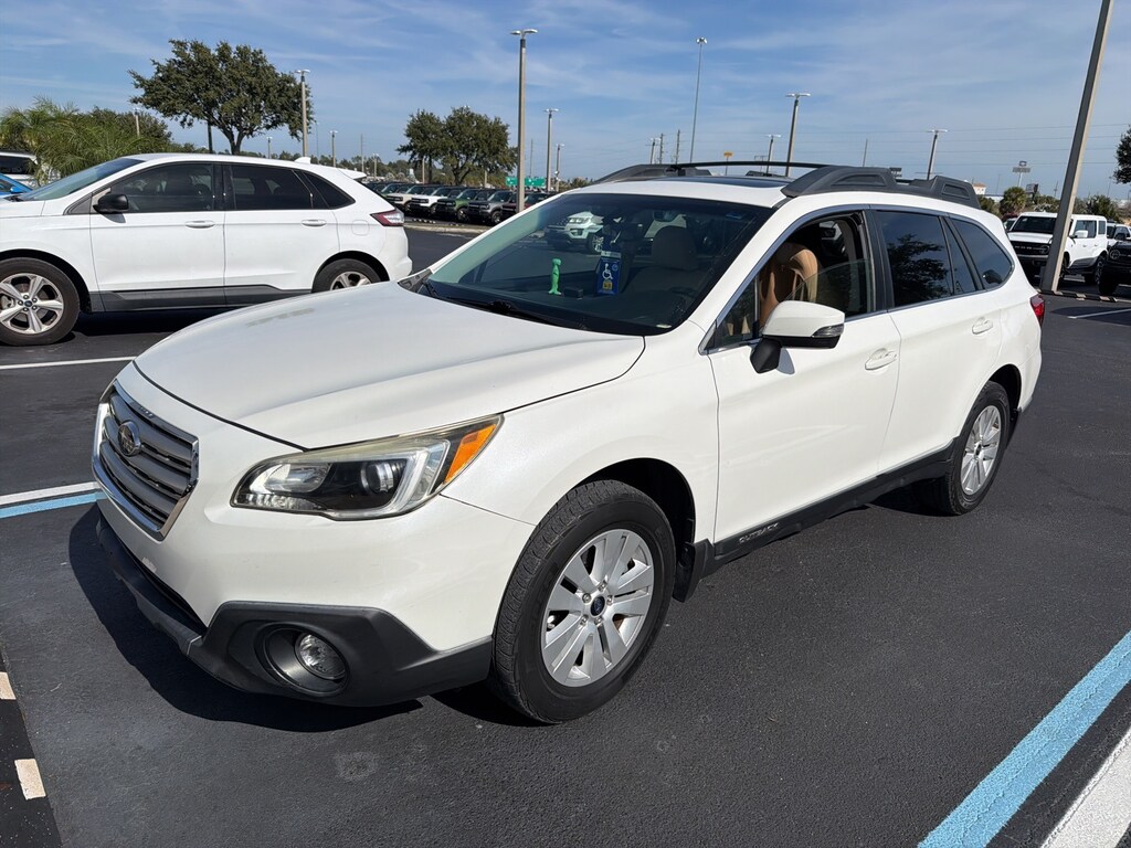 Used 2017 Subaru Outback 2.5i Premium with SUV