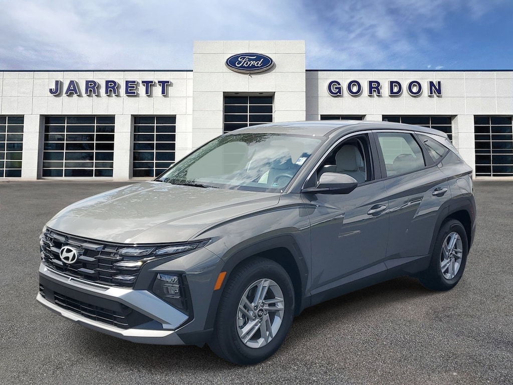 Certified 2025 Hyundai Tucson SE SUV