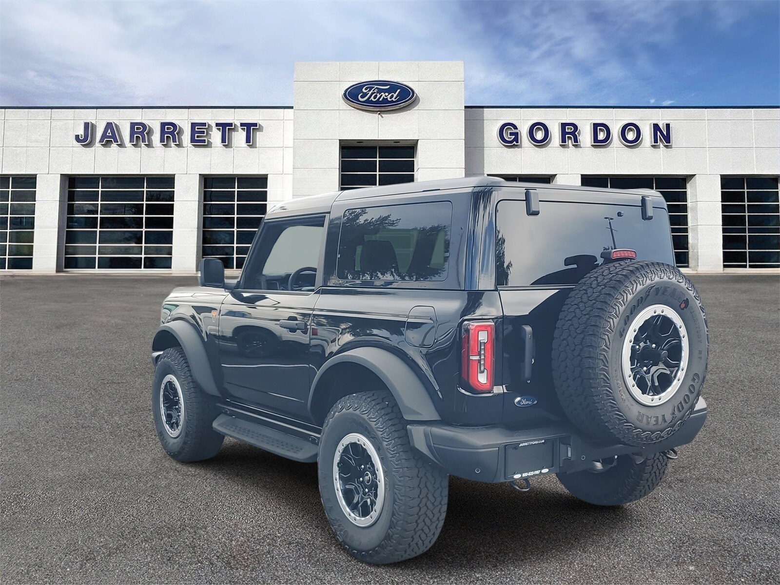 2025 Ford Bronco Badlands photo 3