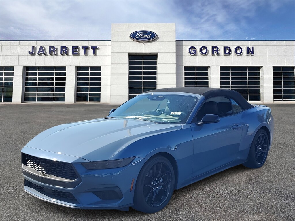 New 2025 Ford Mustang CAR