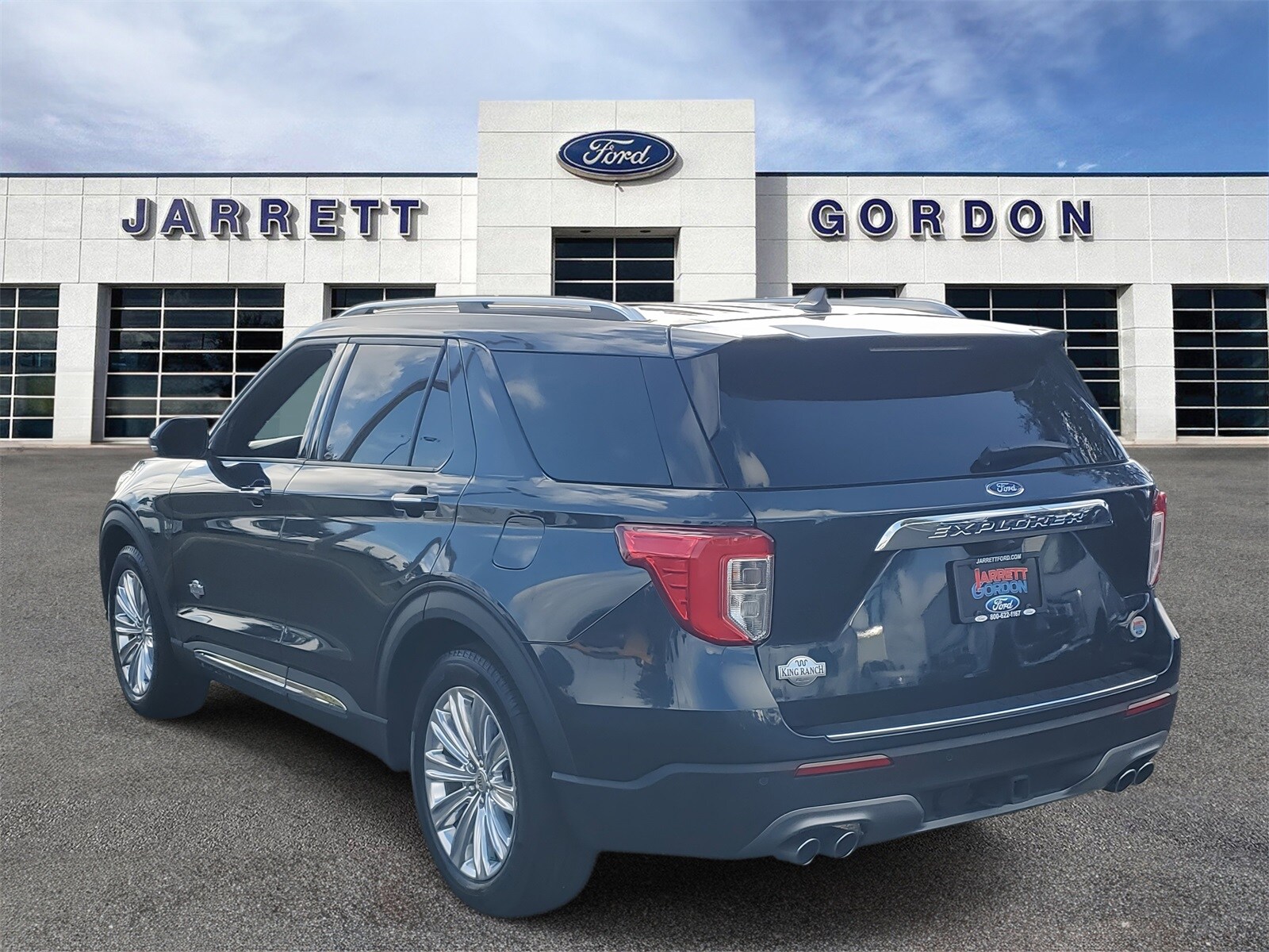 2023 Ford Explorer King Ranch photo 3