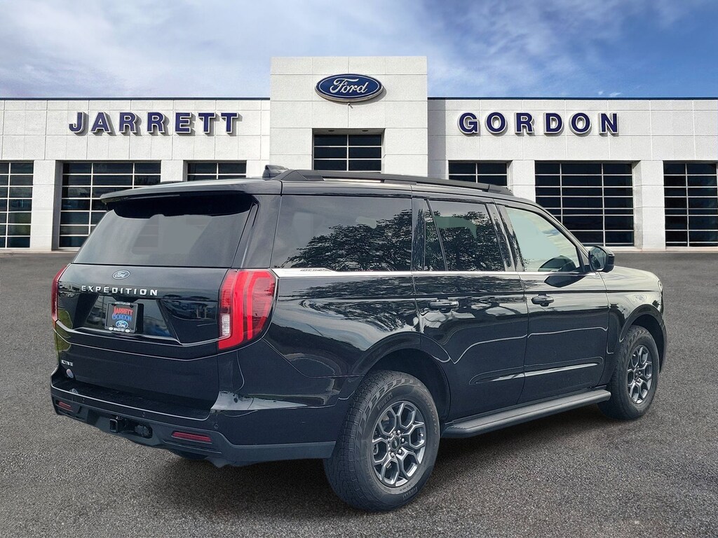 Certified 2025 Ford Expedition Active SUV