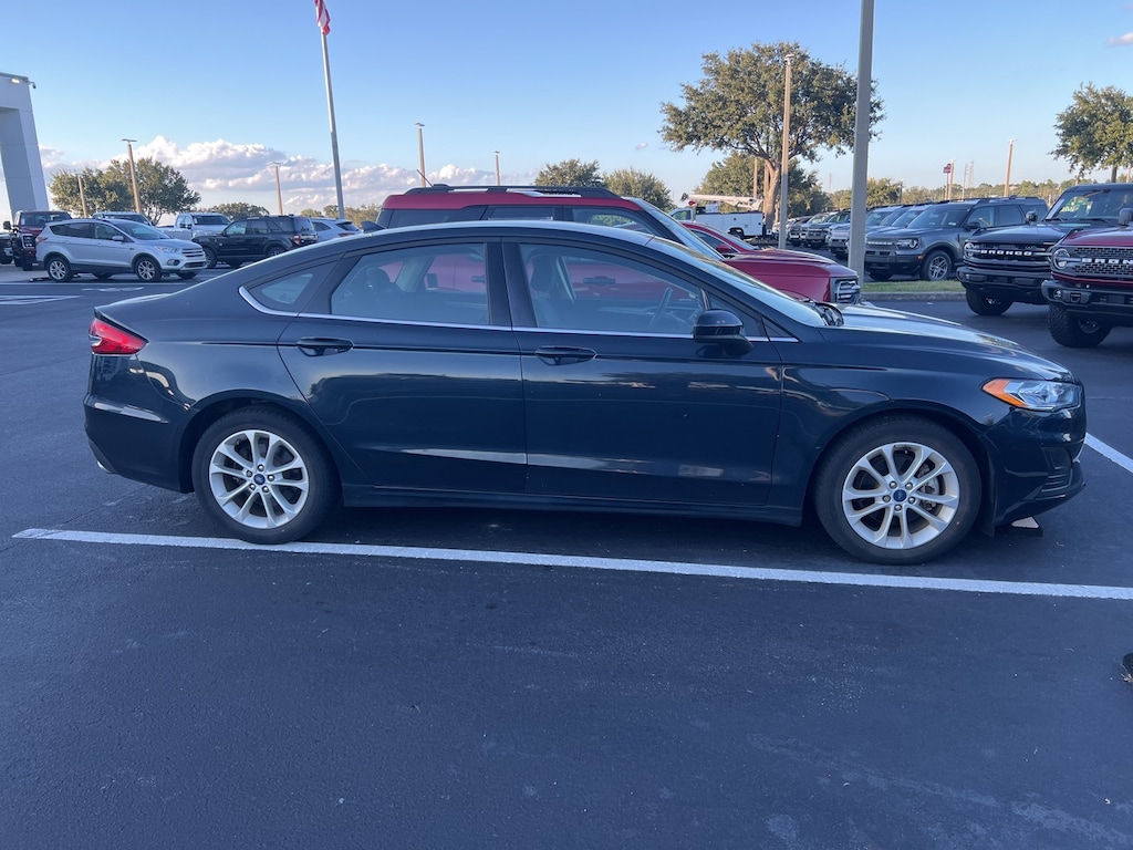Used 2020 Ford Fusion SE Sedan