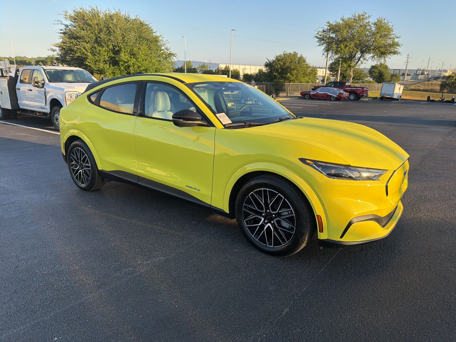 2025 Ford Mustang Mach-E Premium RWD