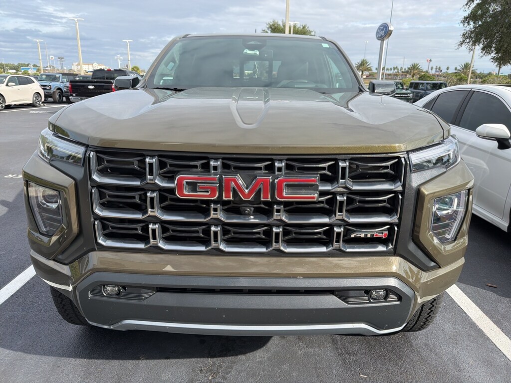 Used 2025 GMC Canyon AT4 Truck Crew Cab