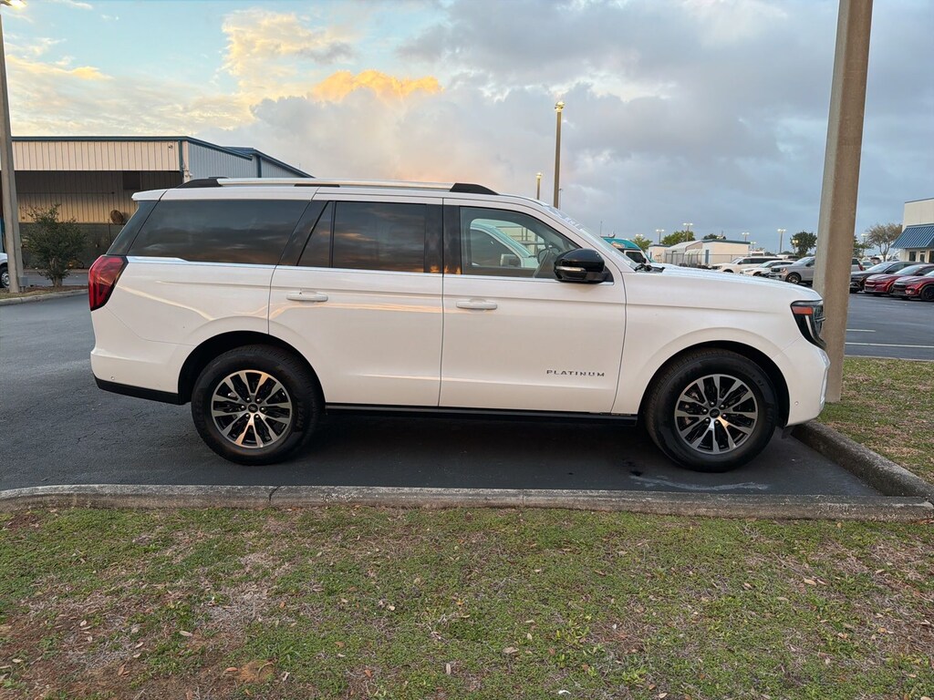 Used 2025 Ford Expedition Platinum SUV