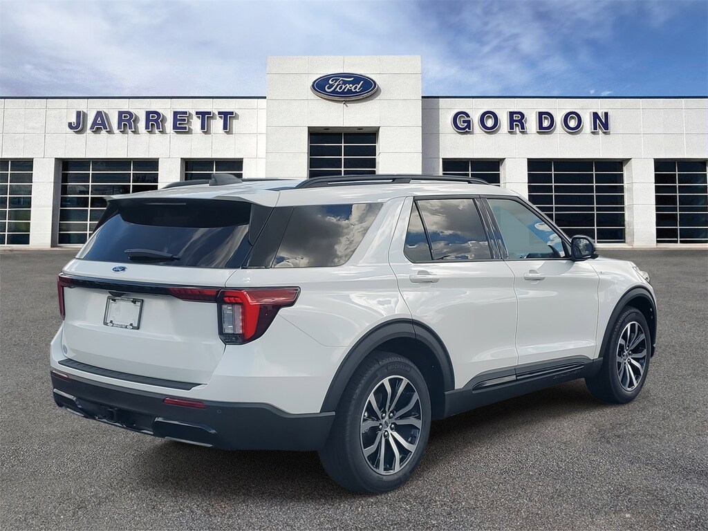 New 2025 Ford Explorer ST-Line SUV