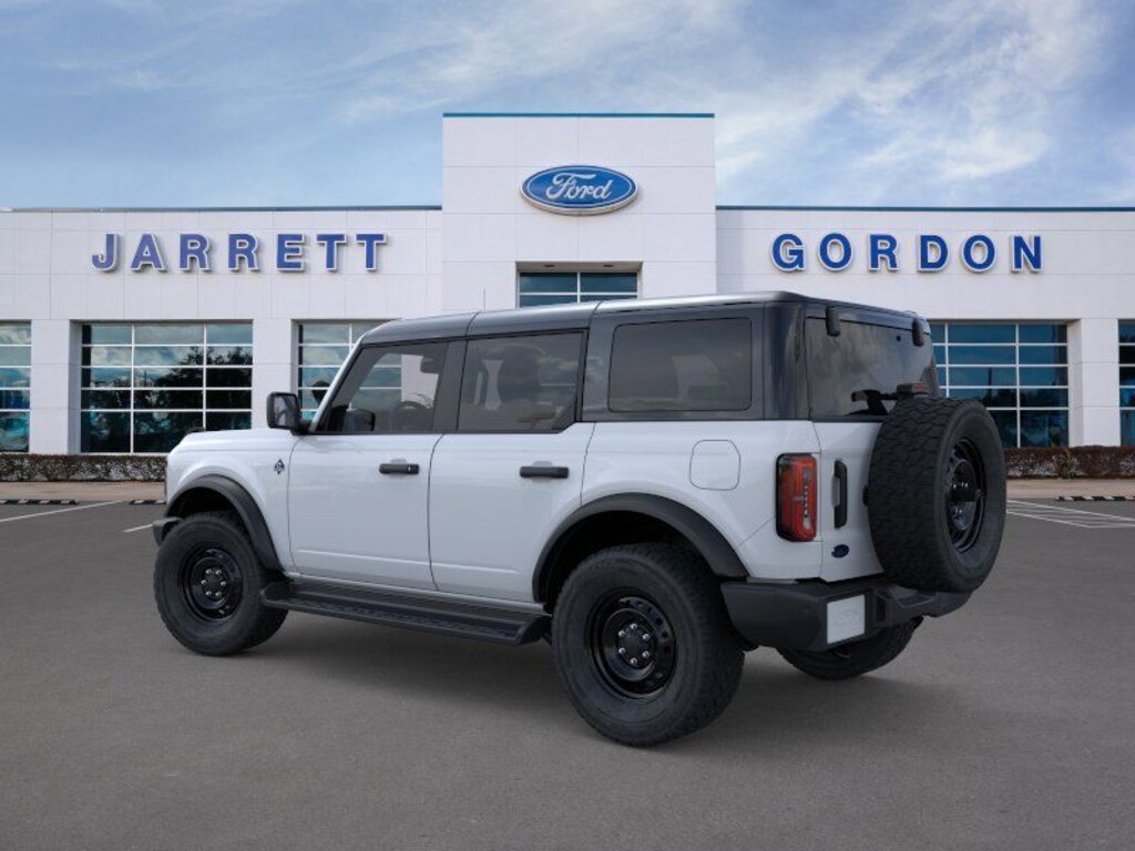New 2026 Ford Bronco Outer Banks SUV