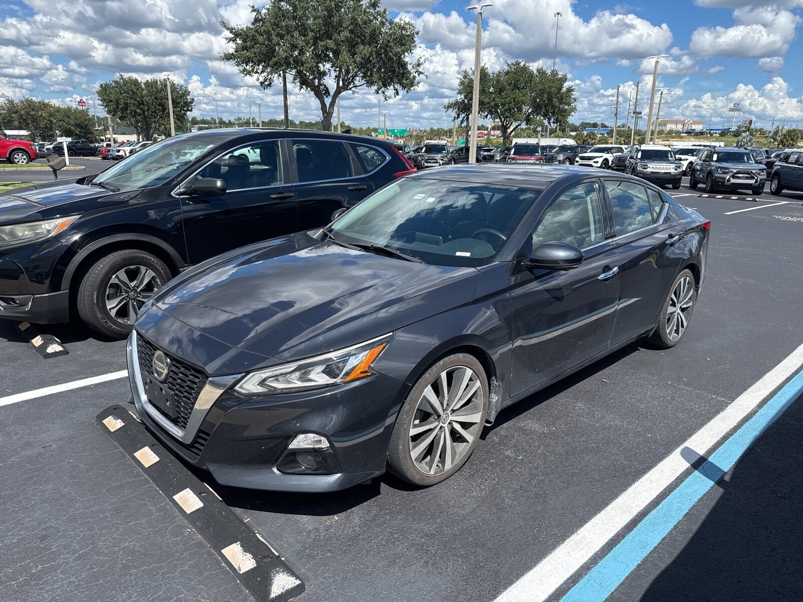 2020 Nissan Altima Platinum photo 3