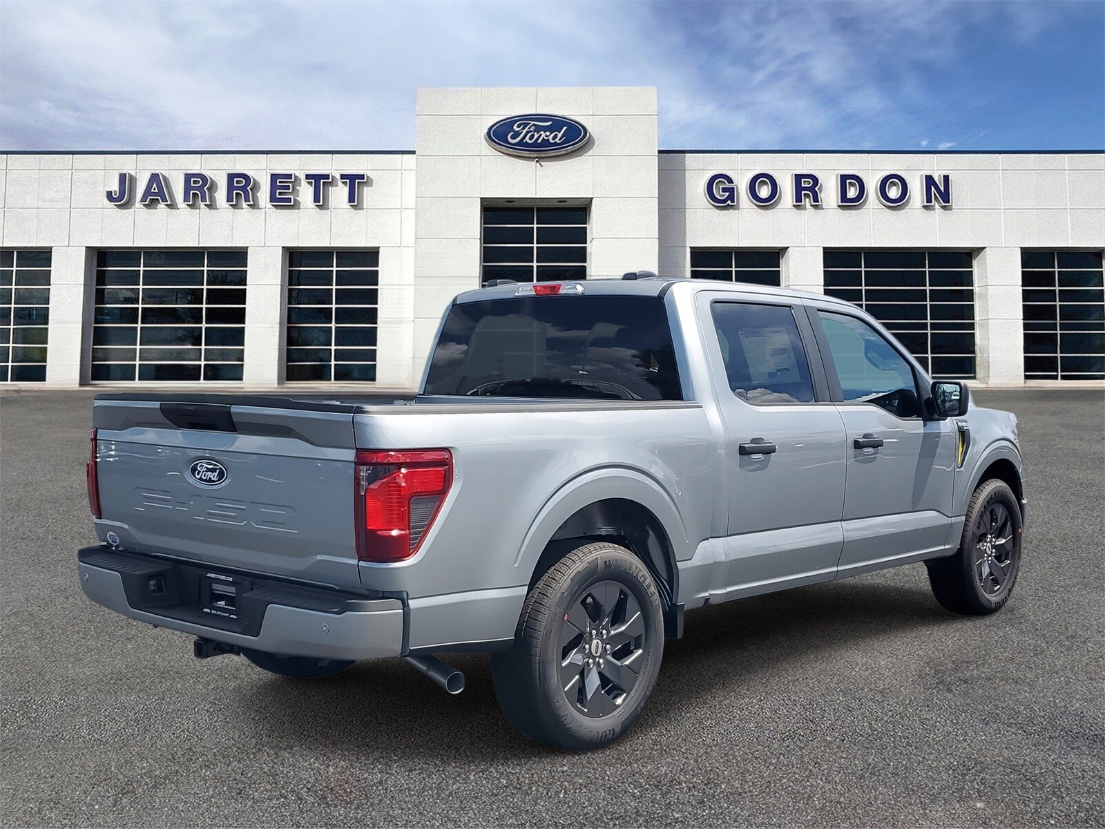 2025 Ford F-150 STX photo 4