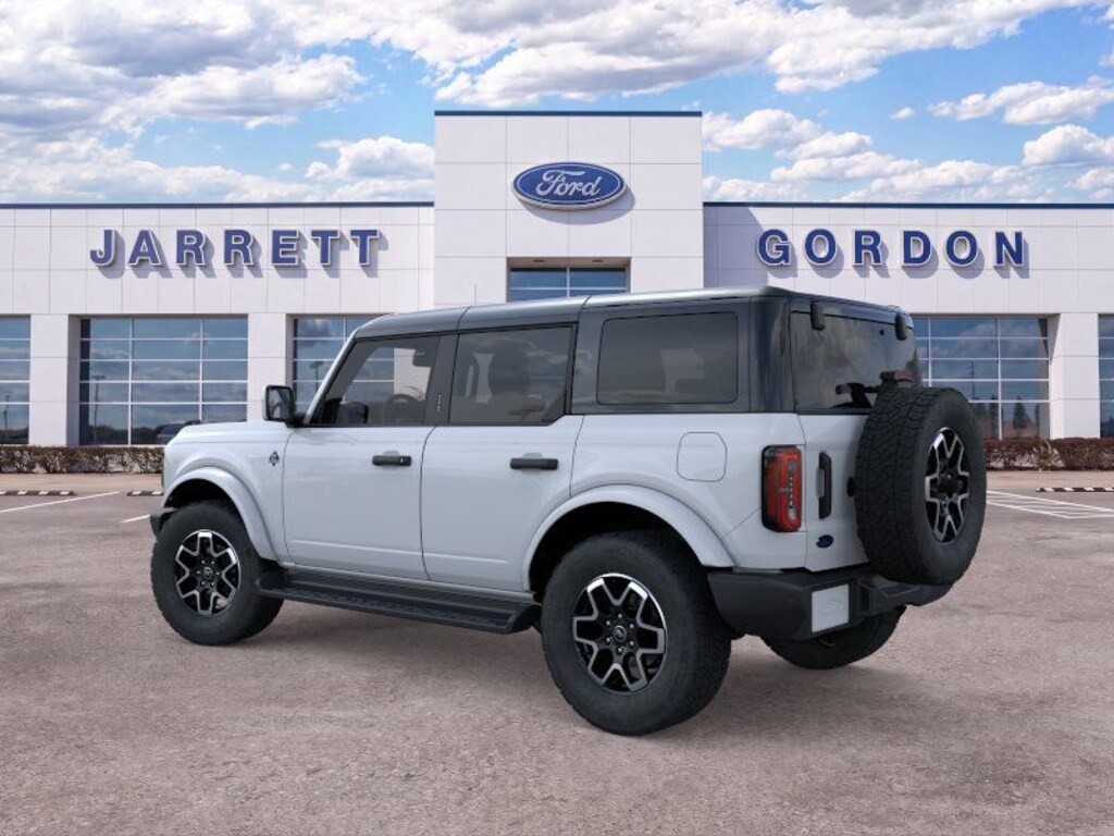 New 2026 Ford Bronco Outer Banks SUV
