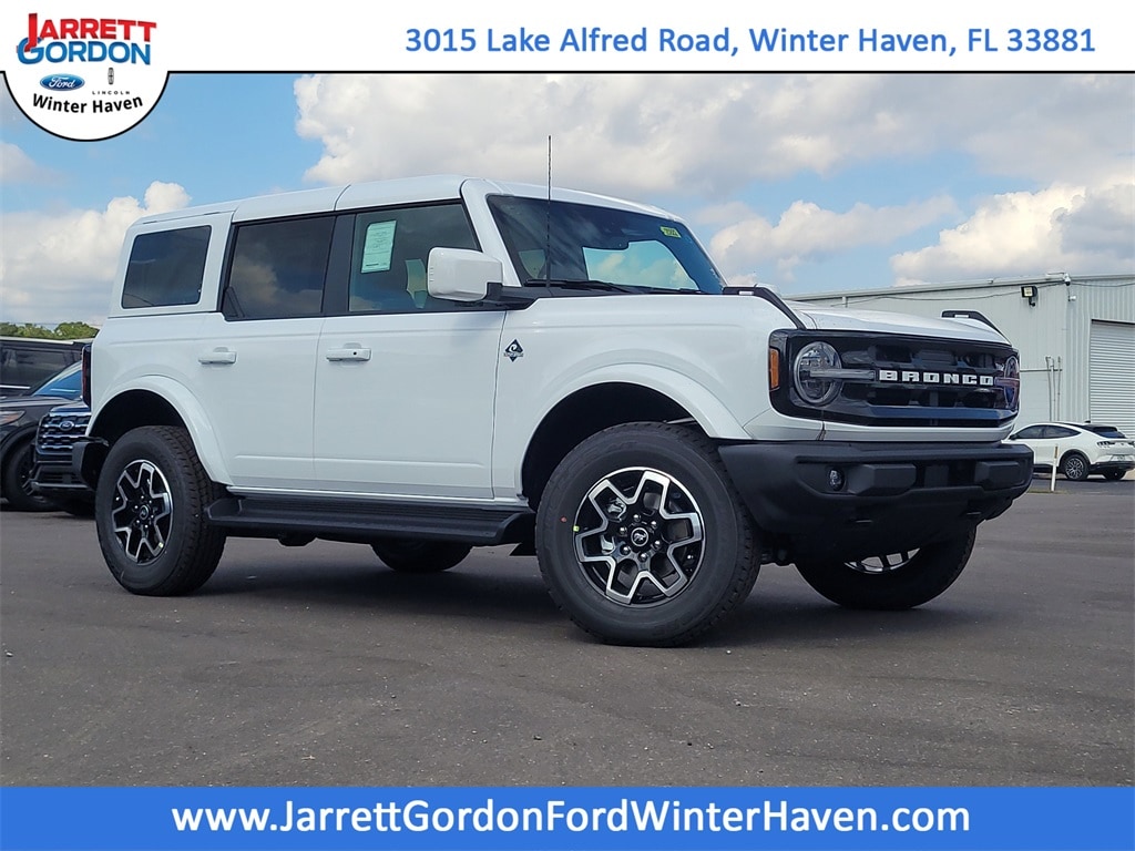 2025 Ford Bronco 4-Door Outer Banks's photo