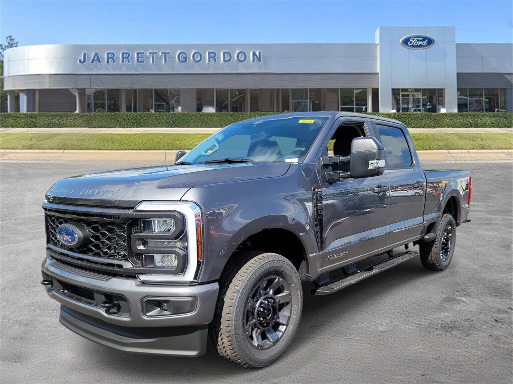2026 Ford F-250 XL photo 2