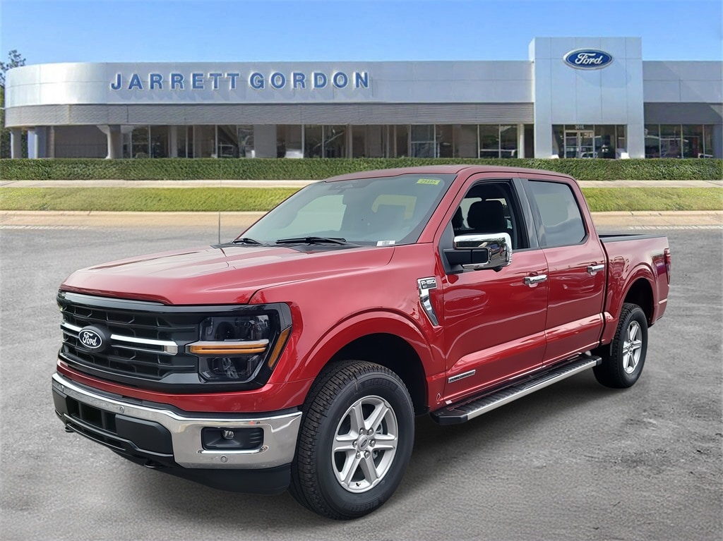 New 2025 Ford F-150 XLT Truck SuperCrew Cab