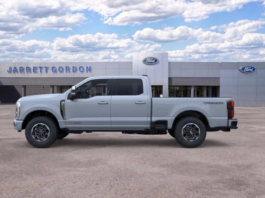 New 2026 Ford F-350 Platinum Truck Crew Cab