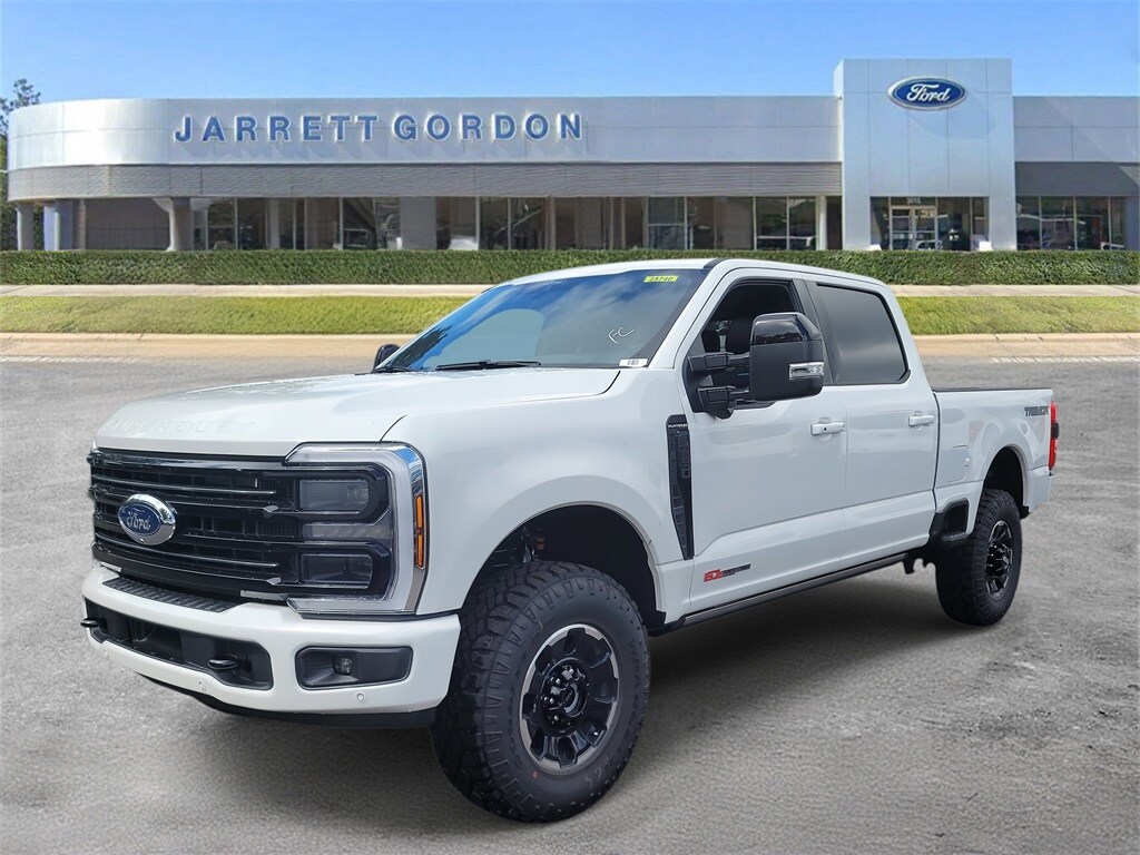 New 2026 Ford F-250 Platinum Truck Crew Cab