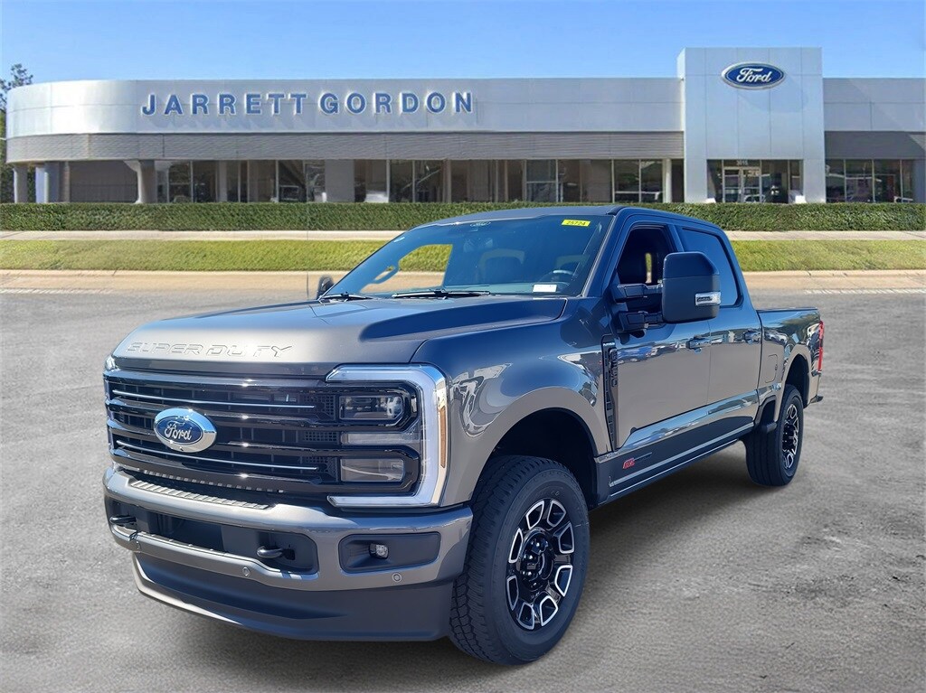 New 2026 Ford F-350 Platinum Truck Crew Cab