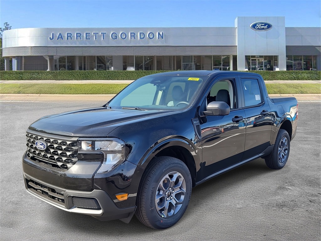 New 2025 Ford Maverick XLT Truck SuperCrew