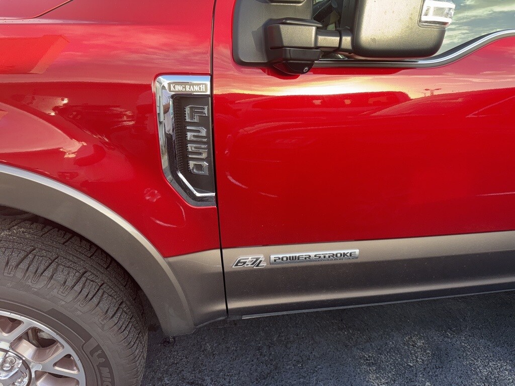 2022 Ford F-250 King Ranch photo 2