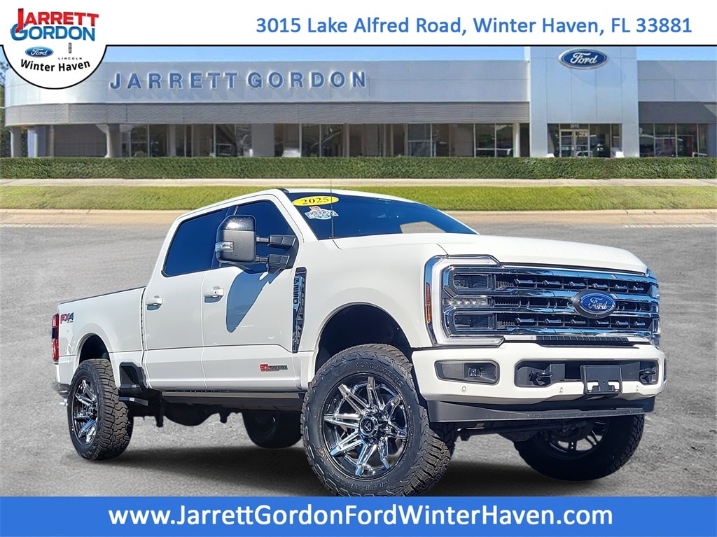 Used 2025 Ford F-250 Platinum Truck