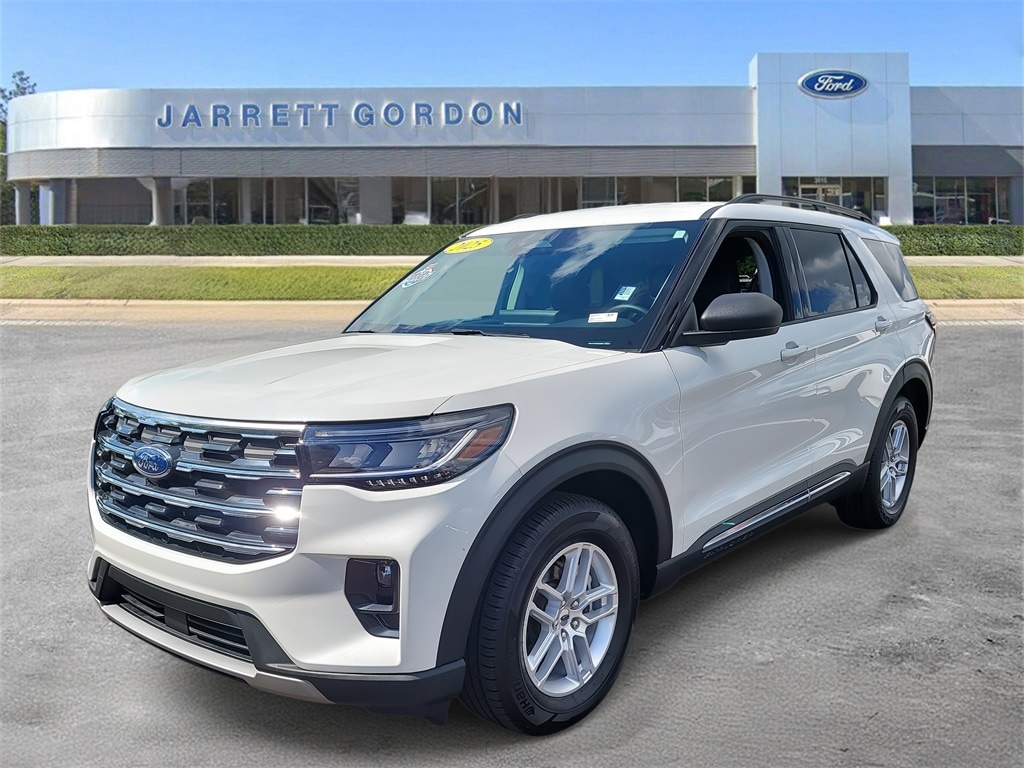 Certified 2025 Ford Explorer Active SUV