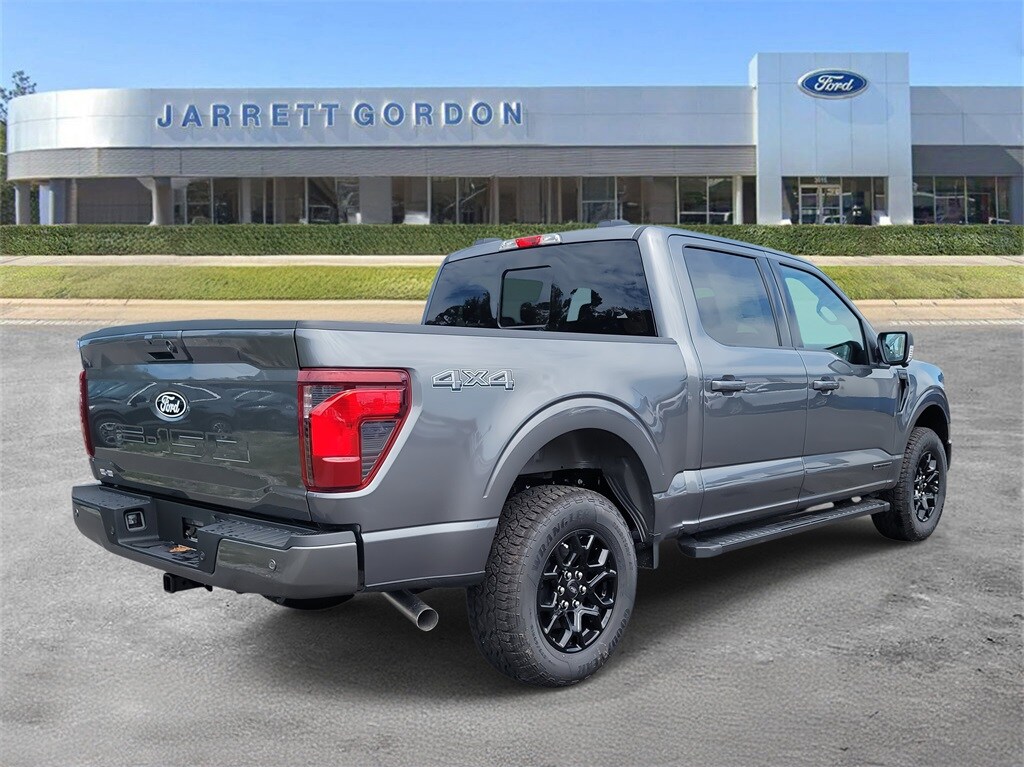 2025 Ford F-150 XLT photo 4
