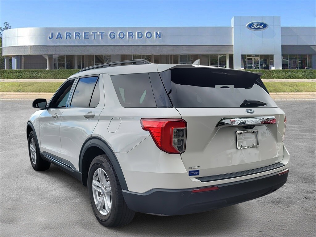 2022 Ford Explorer XLT photo 3