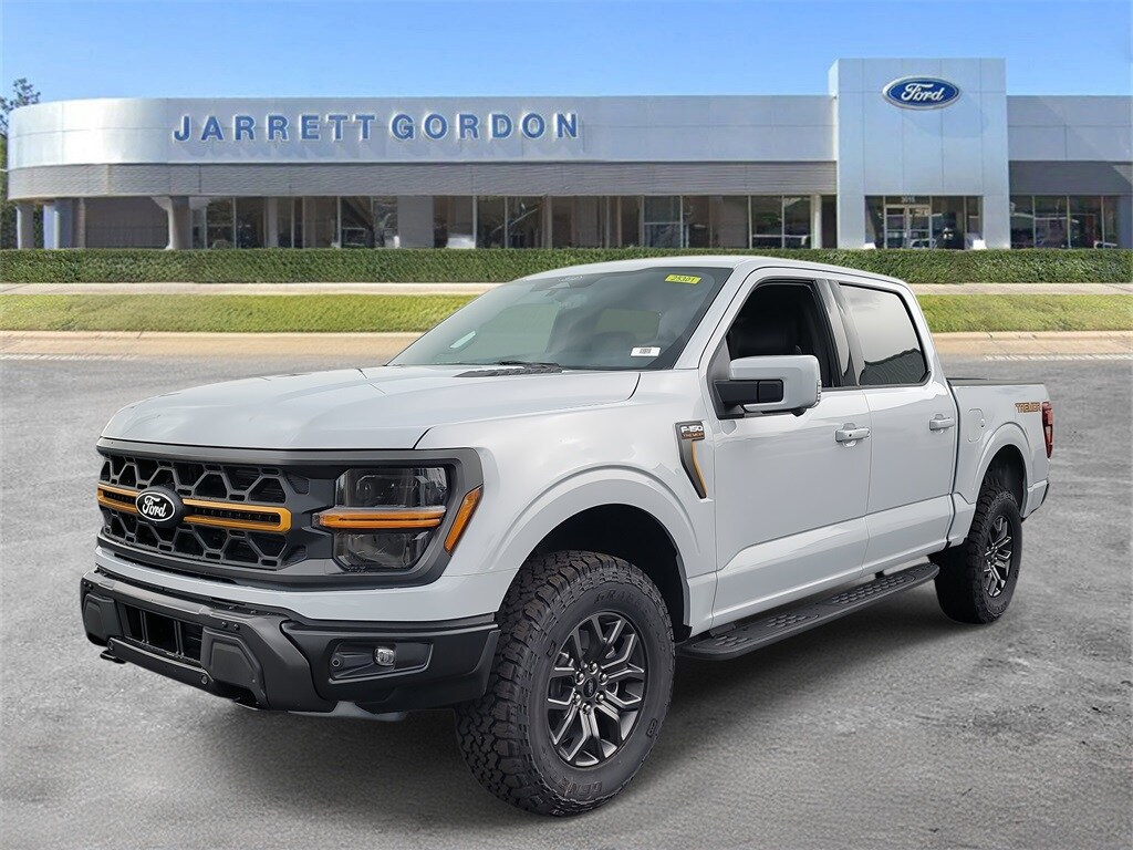 2025 Ford F-150 Tremor photo 2