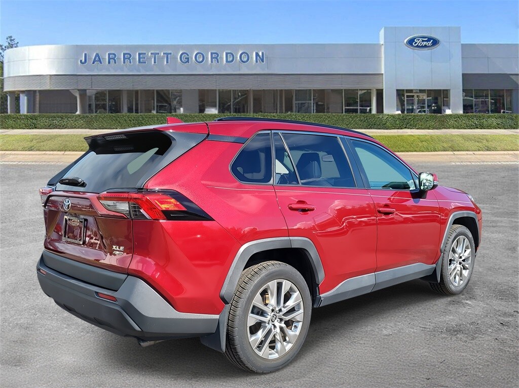 Used 2020 Toyota RAV4 XLE Premium SUV