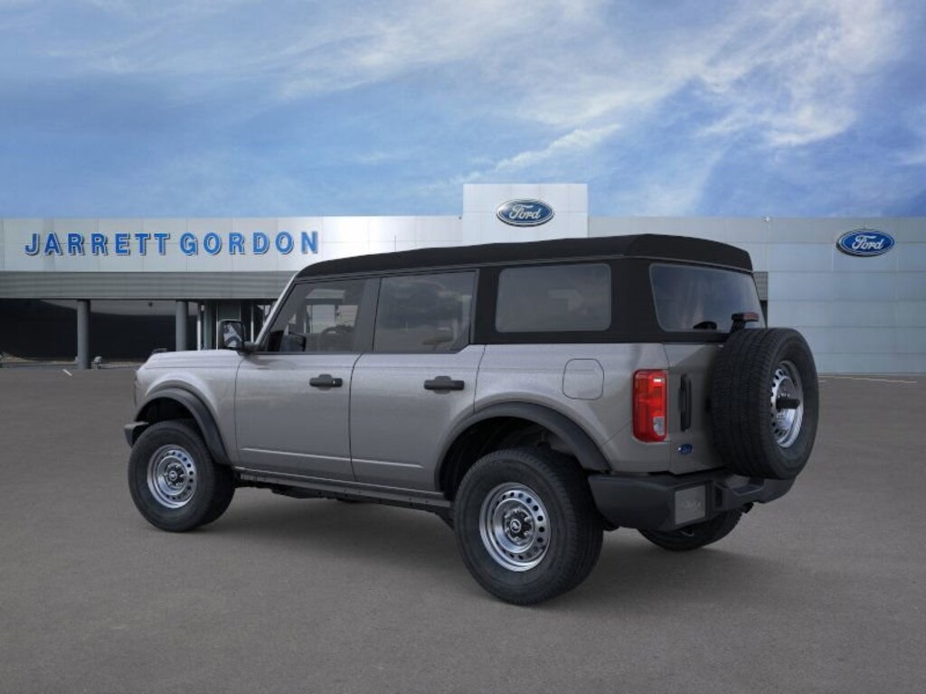 New 2025 Ford Bronco Base SUV