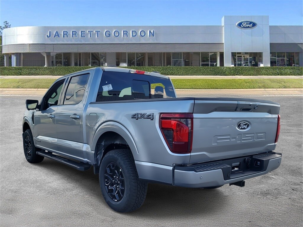 2025 Ford F-150 XLT photo 3