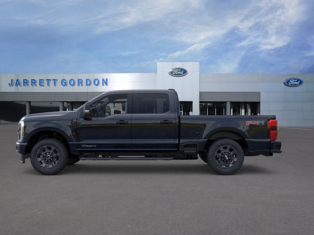 New 2026 Ford F-250 XL Truck Crew Cab