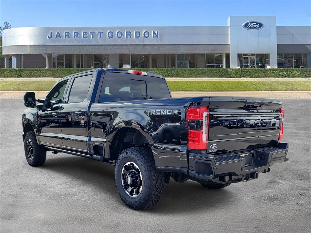 2026 Ford F-250 Platinum photo 3