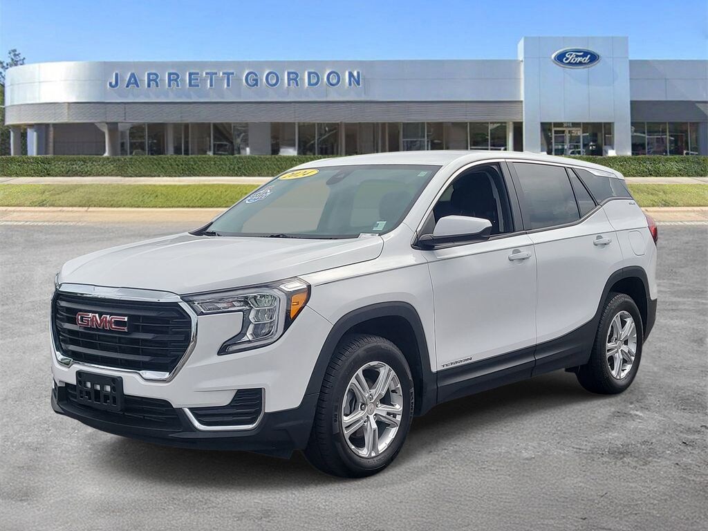 Used 2024 GMC Terrain SLE SUV