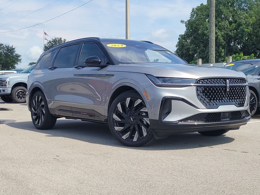 Used 2024 Lincoln Nautilus Reserve SUV