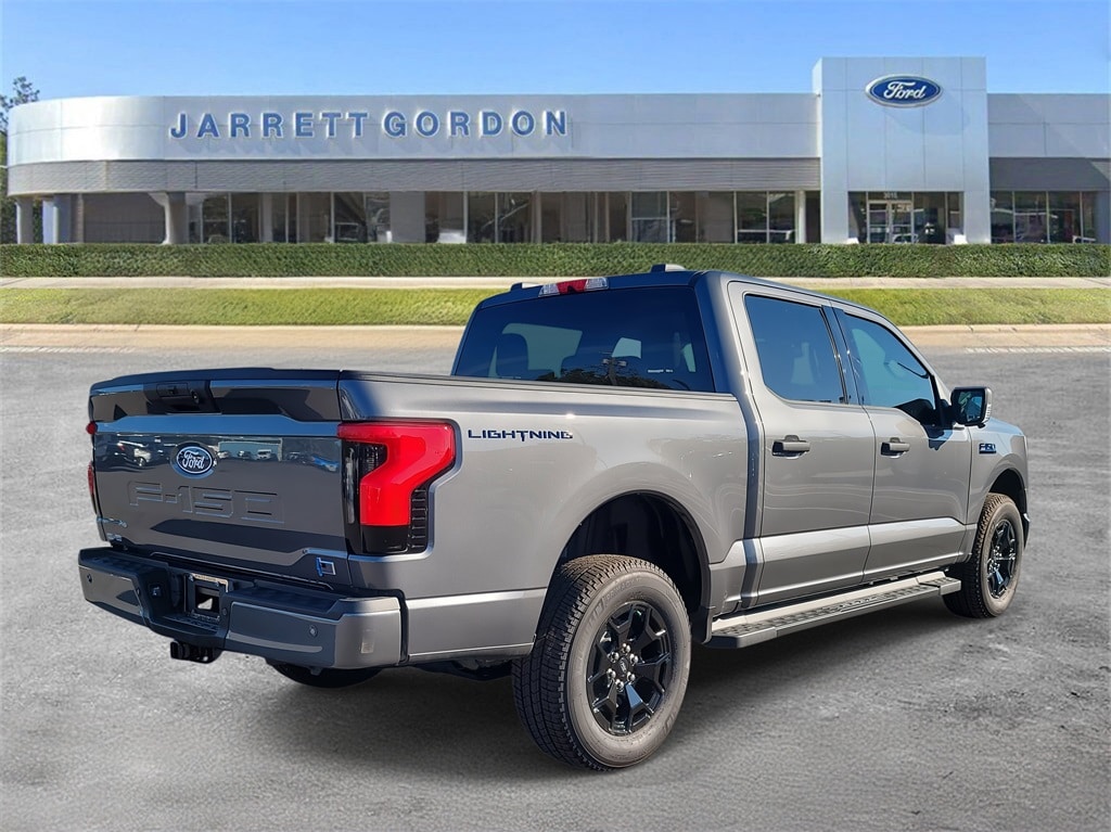 New 2025 Ford F-150 Lightning XLT TRUCK
