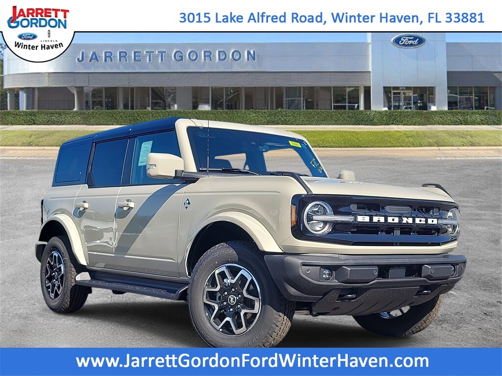 2025 Ford Bronco 4-Door Outer Banks's photo