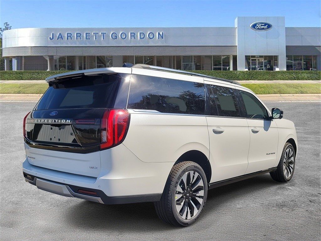 2025 Ford Expedition MAX Platinum photo 4