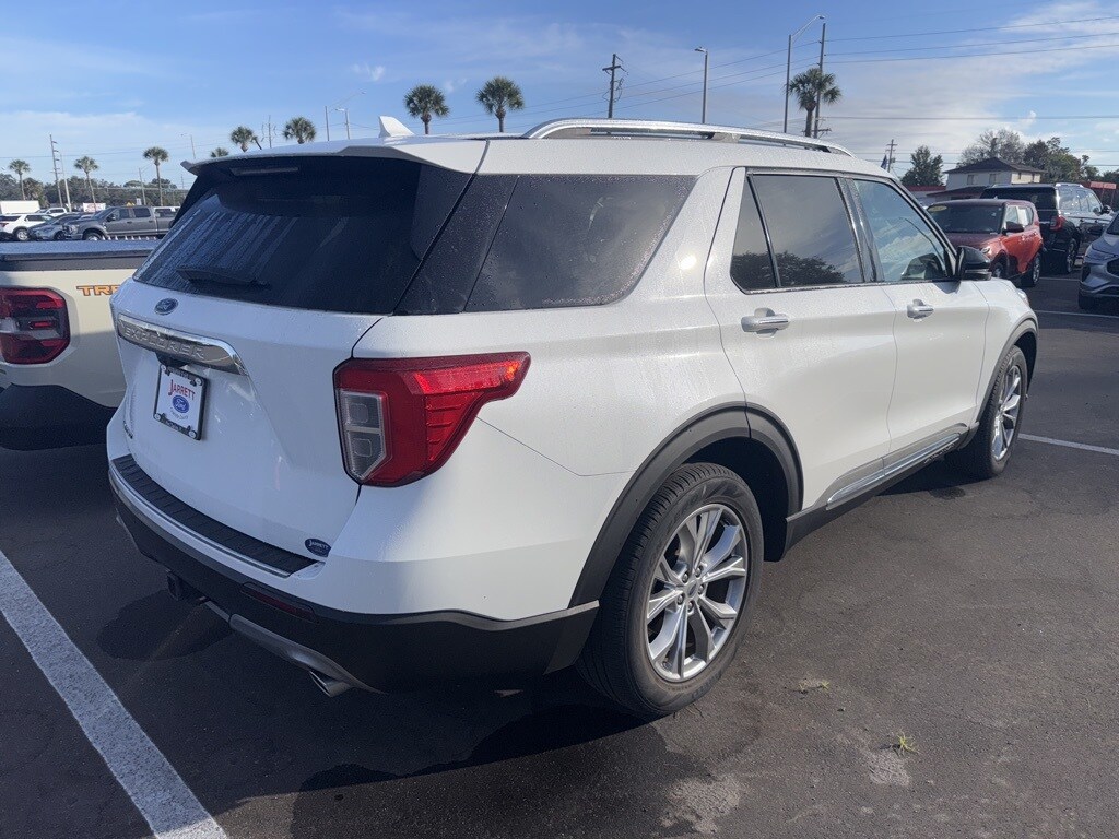 2021 Ford Explorer Limited photo 2