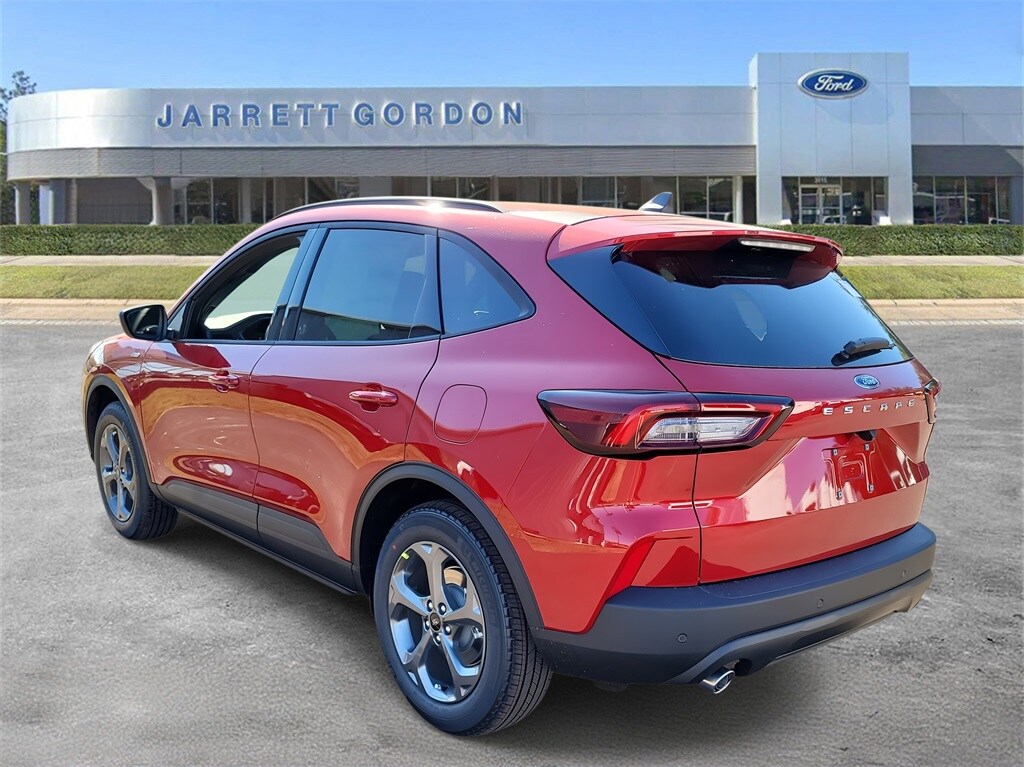 2026 Ford Escape ST-Line photo 2