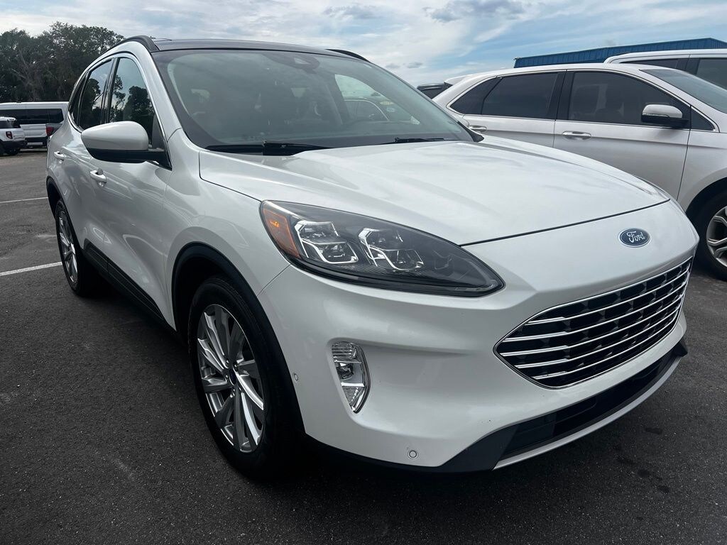 Used 2021 Ford Escape Hybrid Titanium SUV