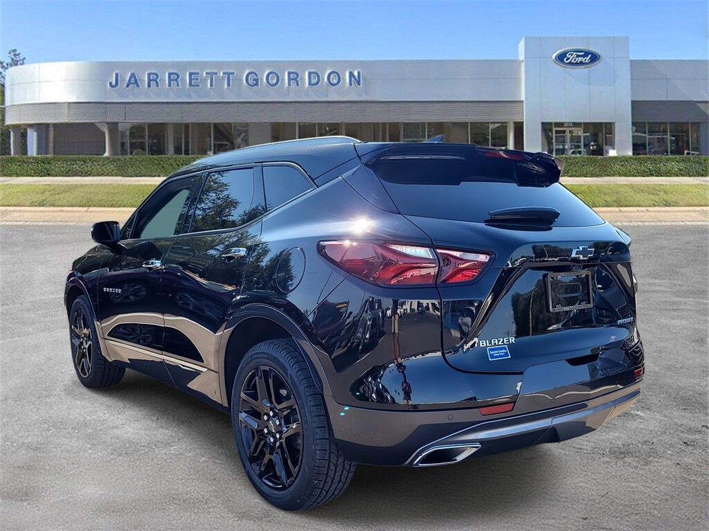 2022 Chevrolet Blazer Premier photo 2
