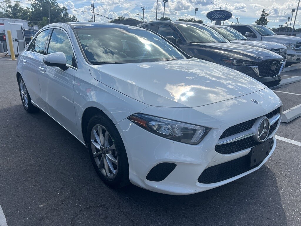 2019 Mercedes Benz A 220 photo 3