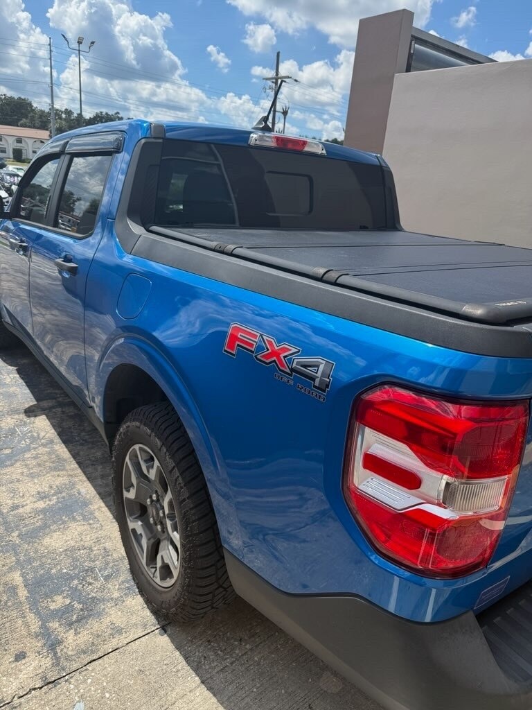 2022 Ford Maverick XLT photo 2