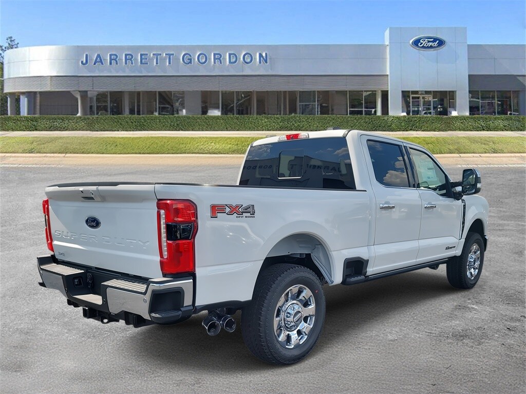 2025 Ford F-250 Lariat photo 4