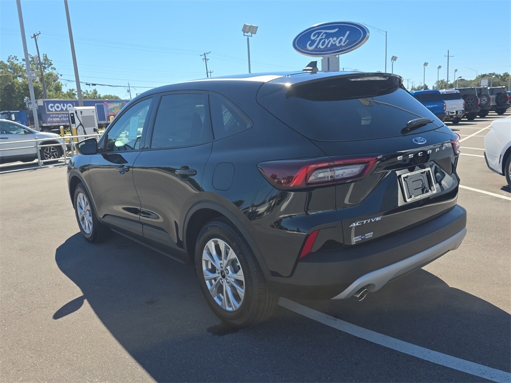 2026 Ford Escape Active photo 3